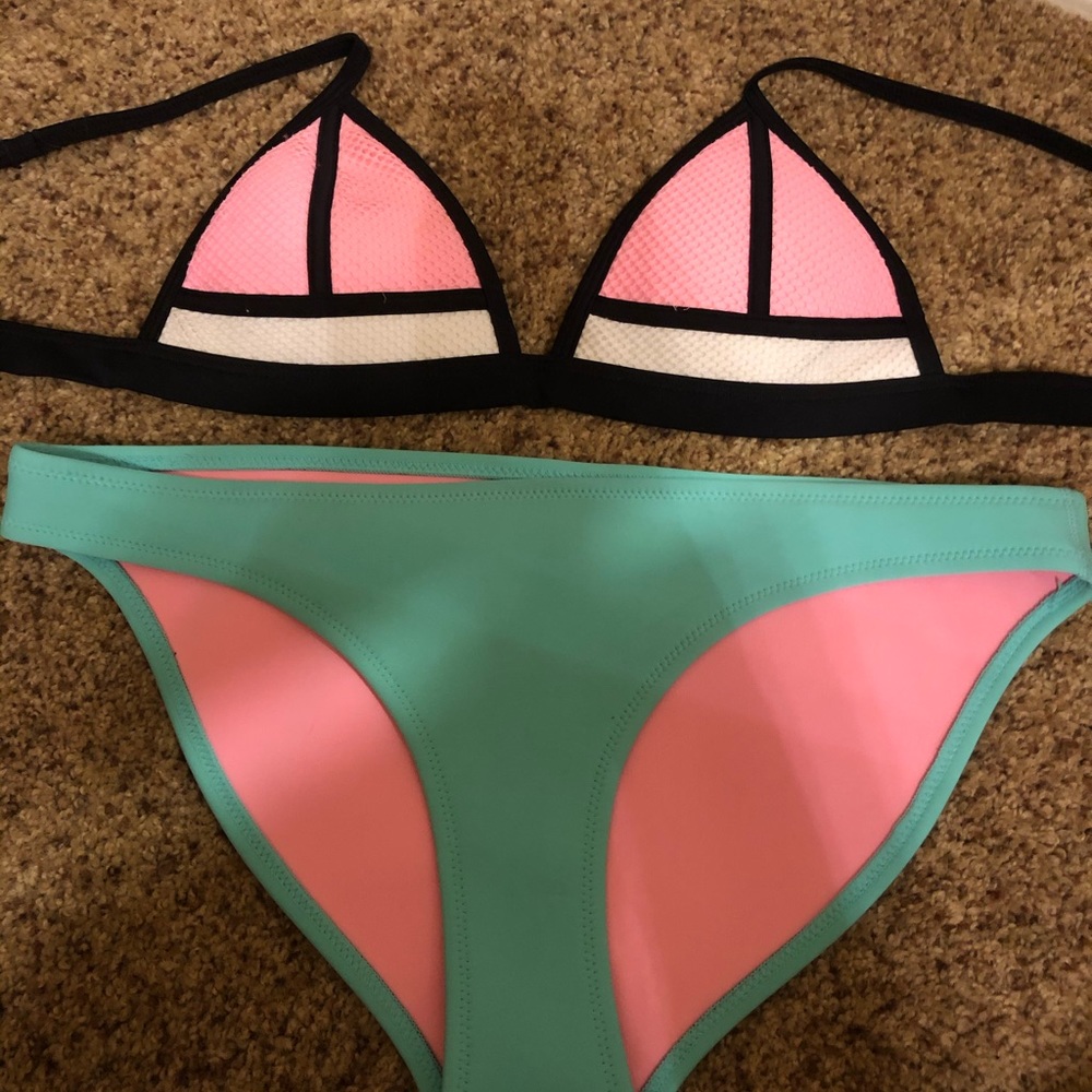 Triangl bikini
